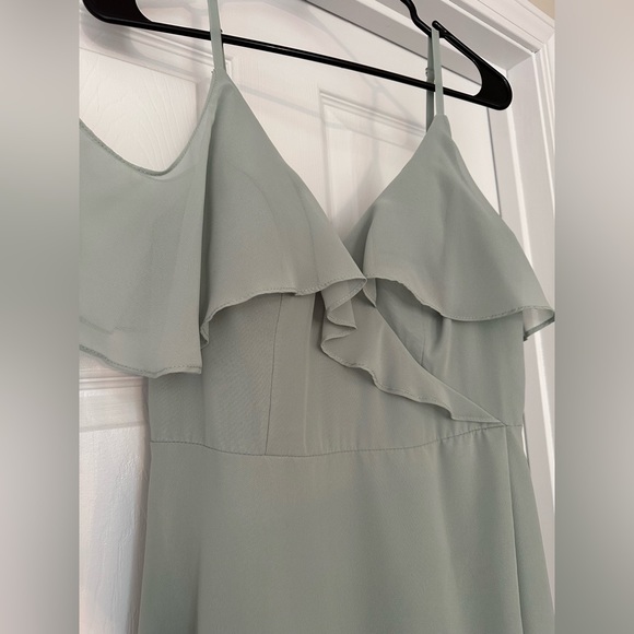 AZAZIE VIANNA
A-Line Ruched Chiffon Floor-Length Dress Agave
Size: 6 - Picture 10 of 13